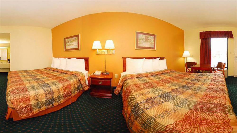 Days Inn By Wyndham Covington Bagian luar foto