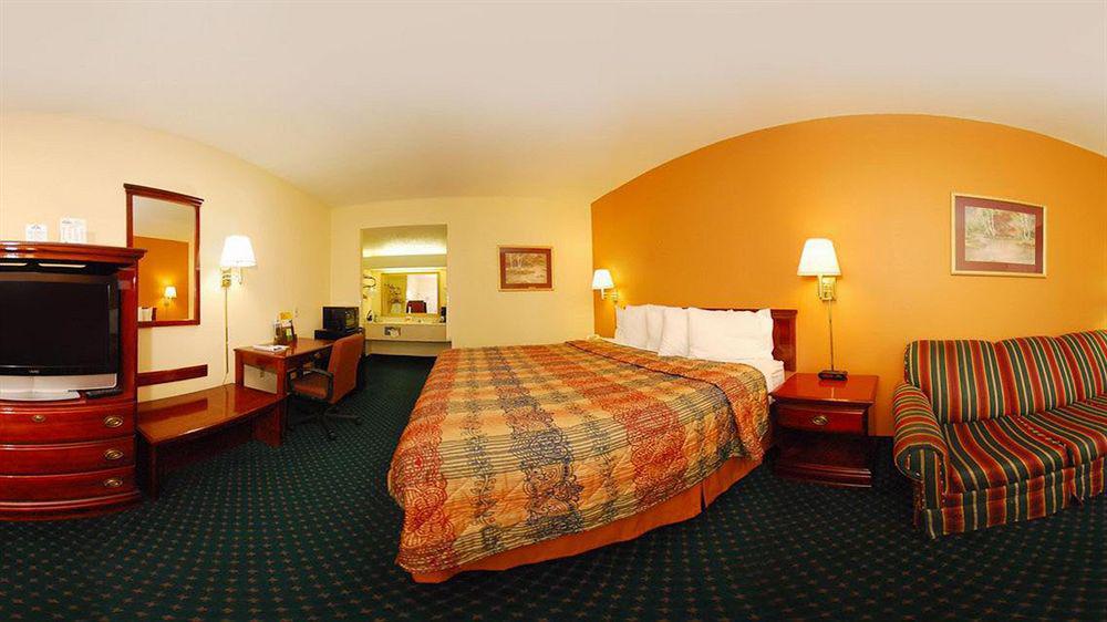 Days Inn By Wyndham Covington Bagian luar foto