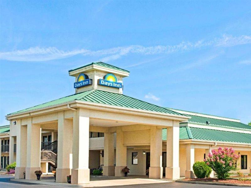 Days Inn By Wyndham Covington Bagian luar foto