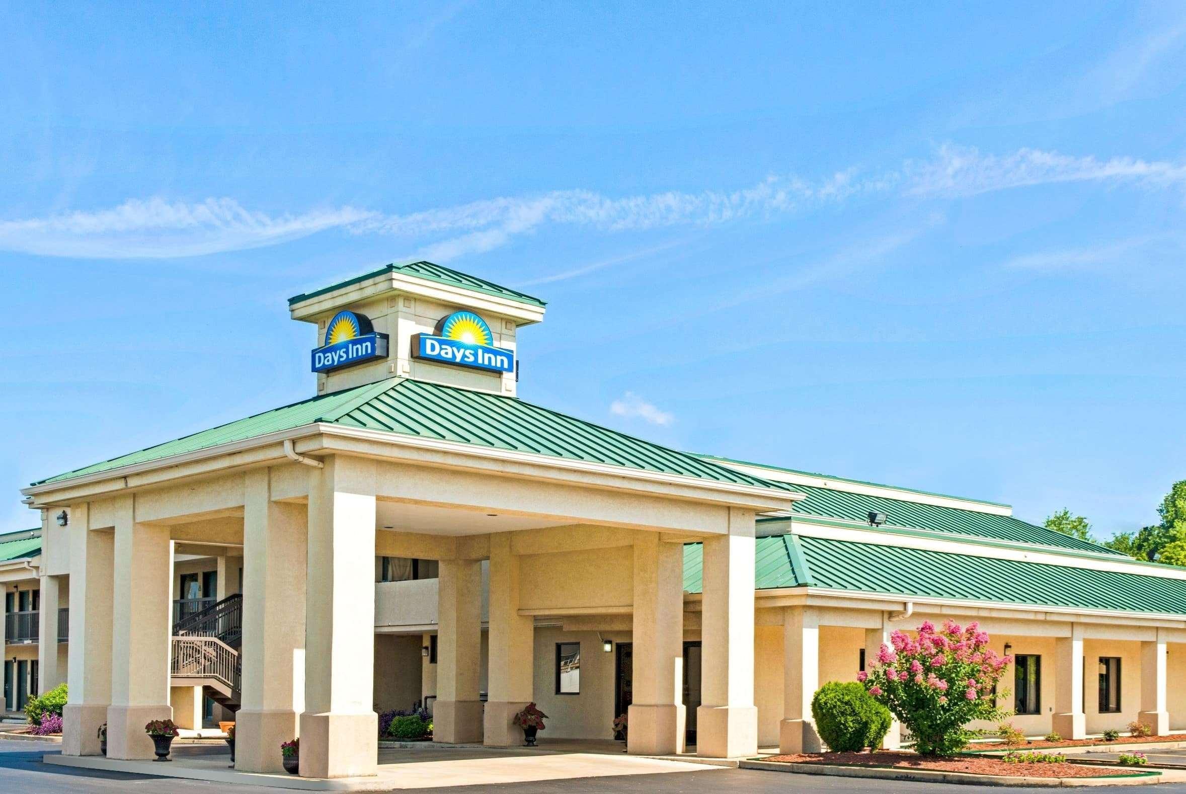 Days Inn By Wyndham Covington Bagian luar foto